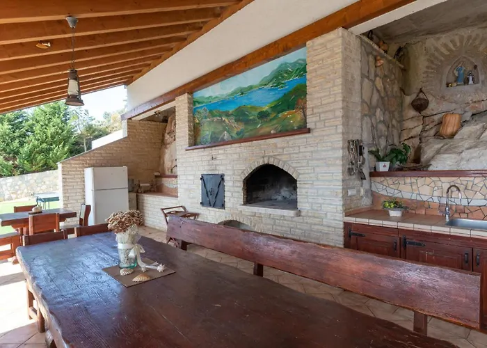 Stolovi With Panorama View By Guide 别墅 *