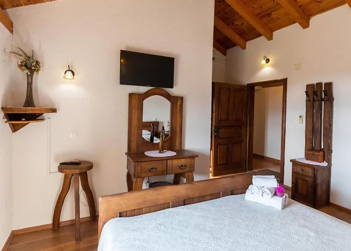 Stolovi With Panorama View By Guide 别墅 *