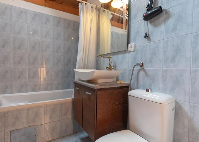 Stolovi With Panorama View By Guide 别墅 克勒克