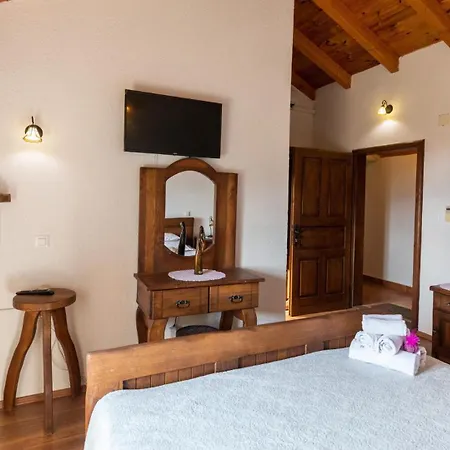 Stolovi With Panorama View By Guide Villa *